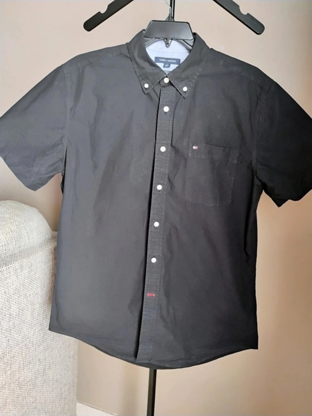 Tommy Hilfiger Black Size L Classic Fit Short Sleeve Button Down Shirt